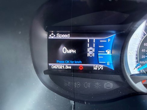 Used 2022 Ford Edge SEL image 16