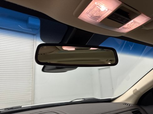 Used 2014 Lincoln MKS AWD w/ Equipment Group 201A image 20