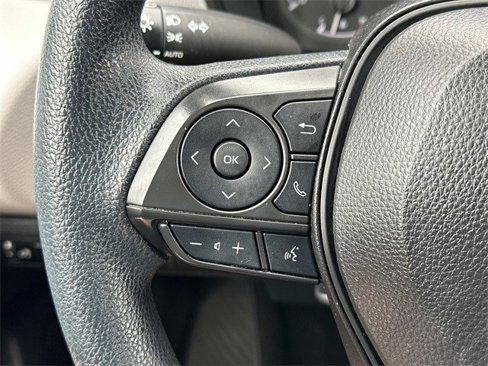 Used 2022 Toyota Corolla LE image 24