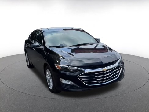 Used 2024 Chevrolet Malibu LT image 3