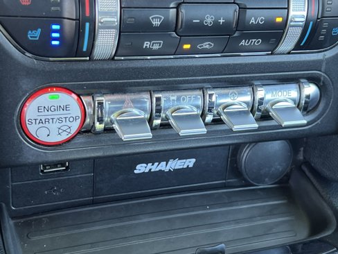 Used 2017 Ford Mustang Premium image 22