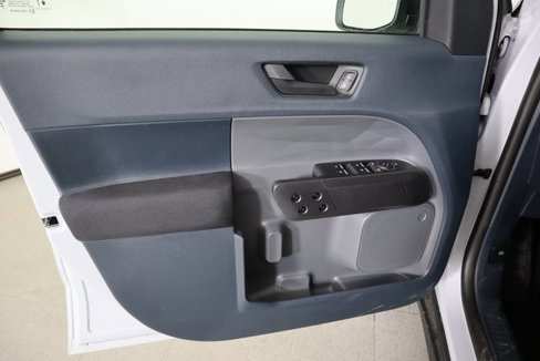 New 2025 Ford Maverick XL w/ Equipment Group 102A image 18