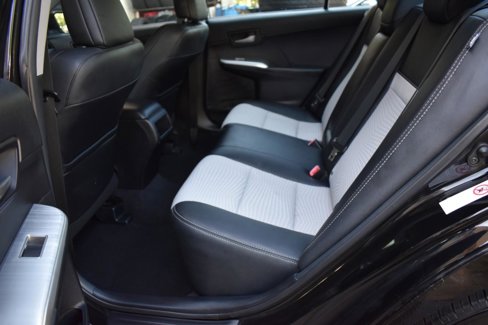 Used 2013 Toyota Camry SE image 29