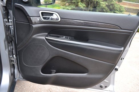 Used 2018 Jeep Grand Cherokee Laredo image 33
