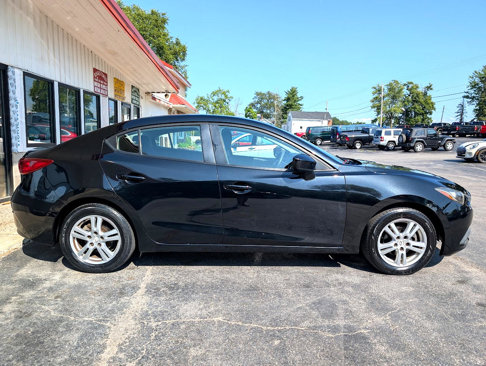 Used 2015 MAZDA MAZDA3 i Sport image 13