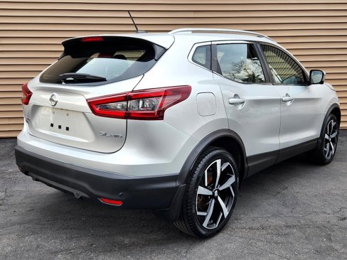 Used 2021 Nissan Rogue Sport SL image 6