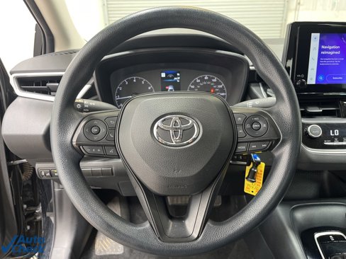 Used 2023 Toyota Corolla LE image 16