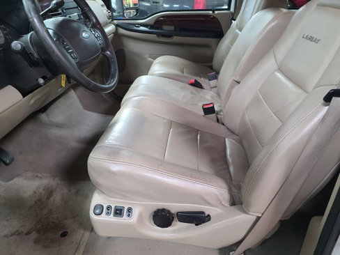 Used 2005 Ford F350 Lariat image 19