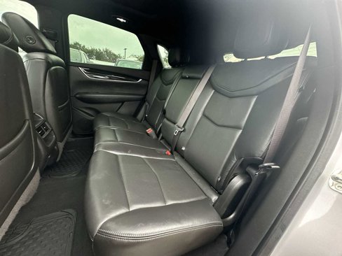 Used 2020 Cadillac XT5 Premium Luxury image 17