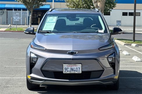Used 2022 Chevrolet Bolt EUV Premier w/ Sun & Sound Package image 9