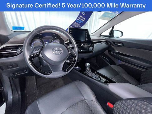 Used 2022 Toyota C-HR Limited image 11