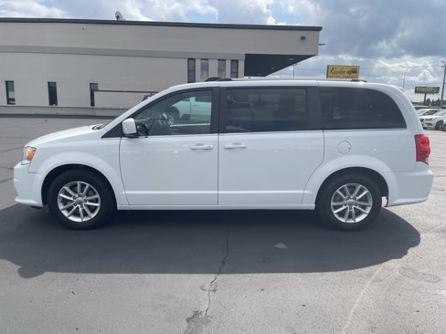 Used 2019 Dodge Grand Caravan SXT image 5