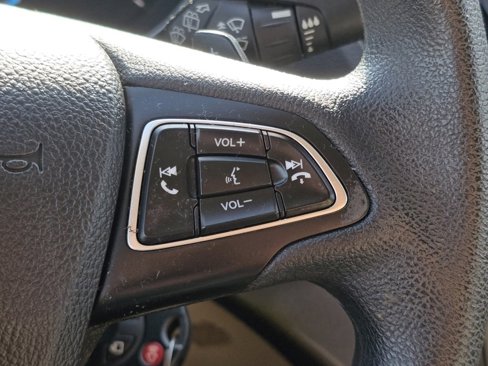 Used 2017 Ford Escape SE image 11