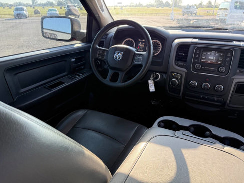 Used 2016 RAM 1500 Express image 28