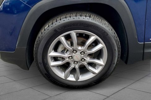 Certified 2022 GMC Terrain SLT w/ Infotainment Package II image 9