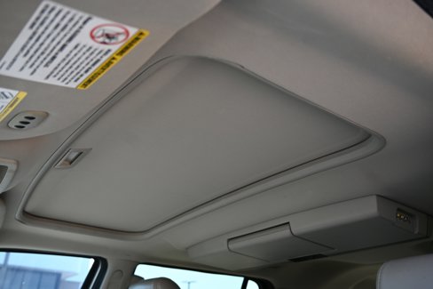 Used 2010 Lincoln Navigator 4WD image 28