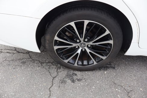 Used 2018 Toyota Camry SE image 37