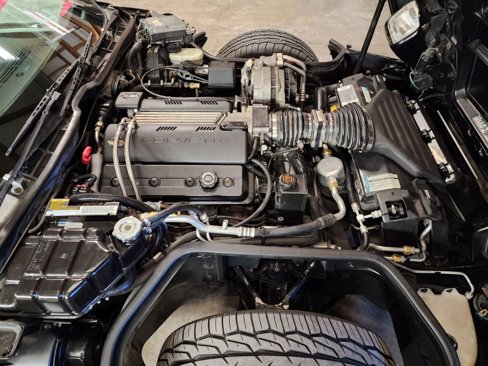 Used 1995 Chevrolet Corvette Coupe image 36