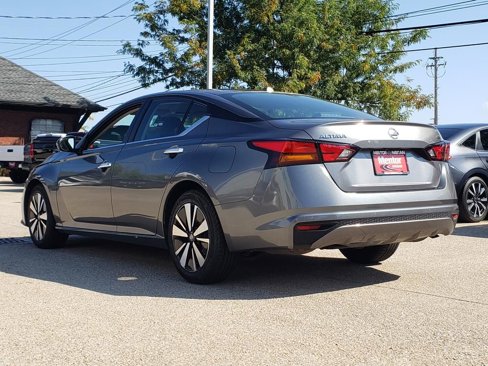Certified 2022 Nissan Altima 2.5 SV image 5