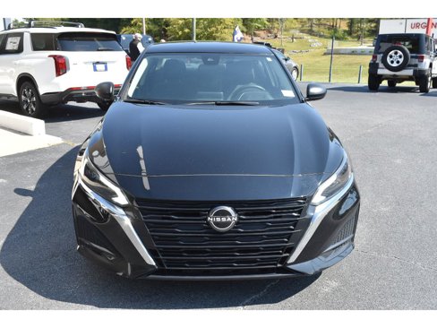 Used 2024 Nissan Altima 2.5 SV image 7