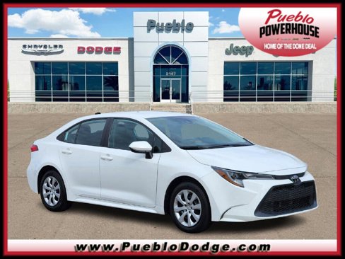 Used 2022 Toyota Corolla LE image 1