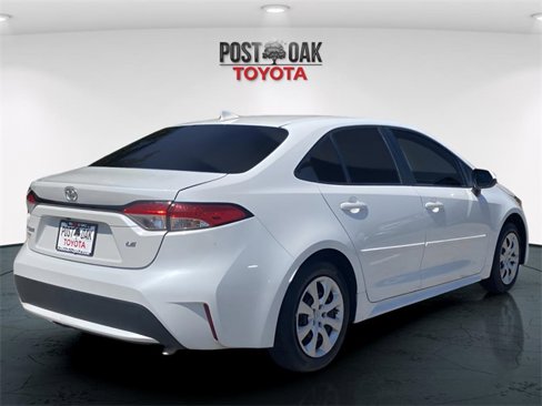 Used 2022 Toyota Corolla LE w/ Carpet Mat Package (TMS) image 7