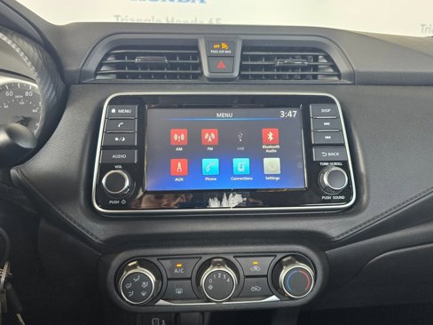 Used 2023 Nissan Versa S image 19