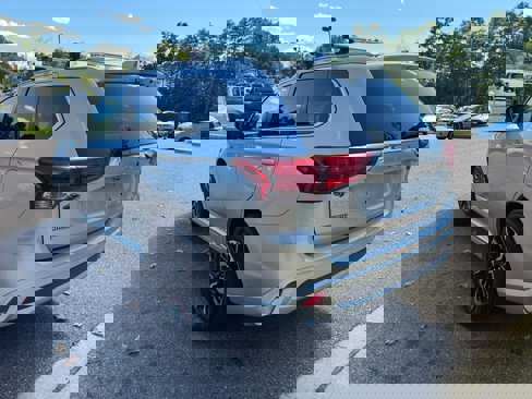 Used 2018 Mitsubishi Outlander GT image 5
