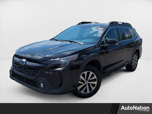 Used 2023 Subaru Outback Premium image 1