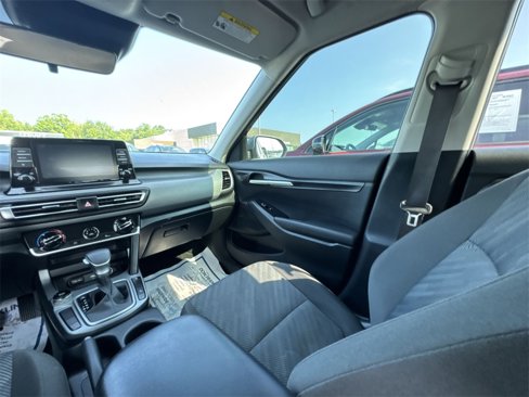 Used 2022 Kia Seltos LX image 11