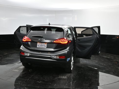 Used 2020 Chevrolet Bolt LT image 37