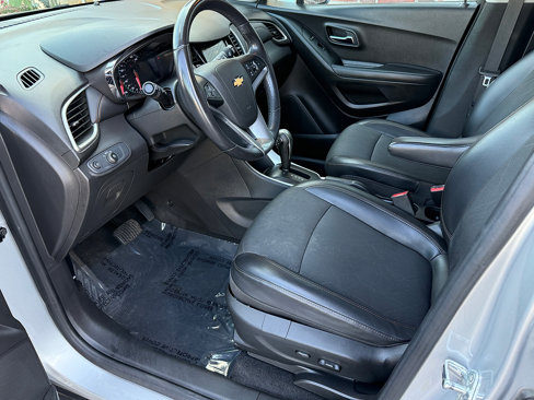 Used 2020 Ford Explorer XLT image 28
