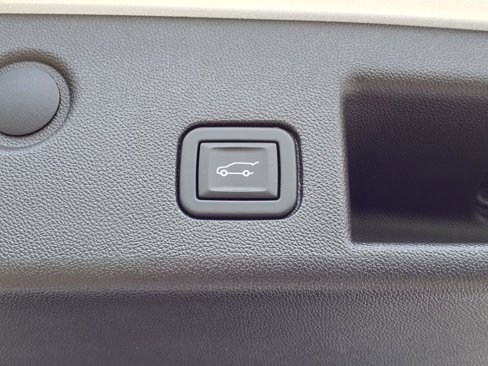 Used 2022 Chevrolet Equinox LT image 14