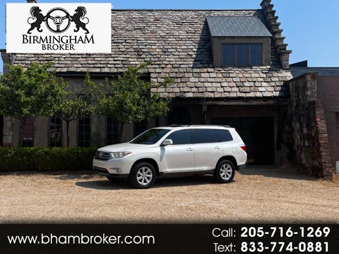 Used 2013 Toyota Highlander FWD image 1