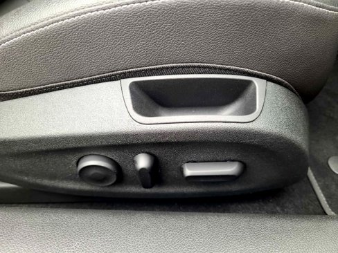 Used 2016 Buick Cascada Premium image 37