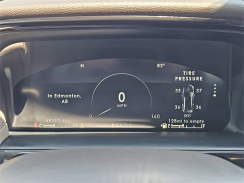 Certified 2022 Lincoln Nautilus FWD w/ Premium Package image 16