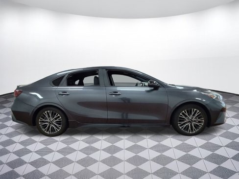 Used 2023 Kia Forte GT-Line w/ GT-Line Premium Package image 6