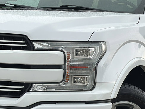 Used 2019 Ford F150 Lariat w/ Equipment Group 502A Luxury image 4