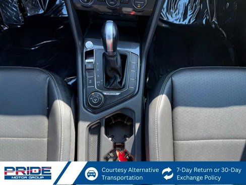 Used 2018 Volkswagen Tiguan SEL image 20