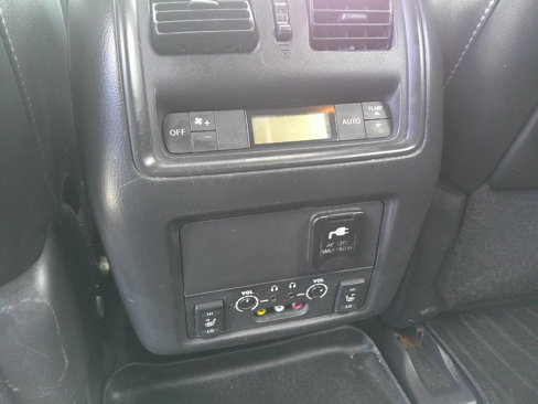 Used 2013 Nissan Pathfinder Platinum w/ Platinum Premium Pkg image 14