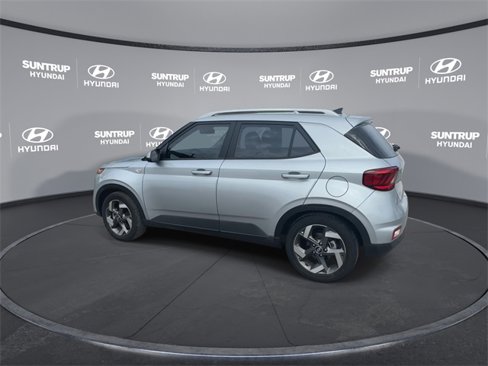 Certified 2022 Hyundai Venue SEL w/ Cargo Package image 13