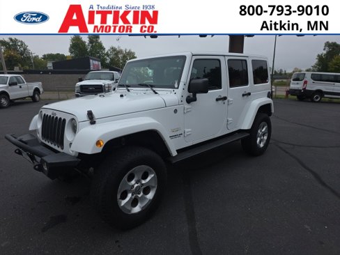 Used 2015 Jeep Wrangler Unlimited Sahara w/ Connectivity Group image 1
