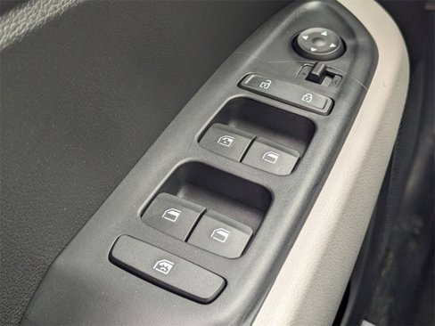 New 2025 Hyundai Venue SEL image 26