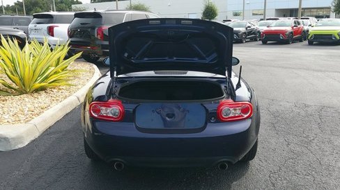 Used 2010 MAZDA MX-5 Miata Touring image 20