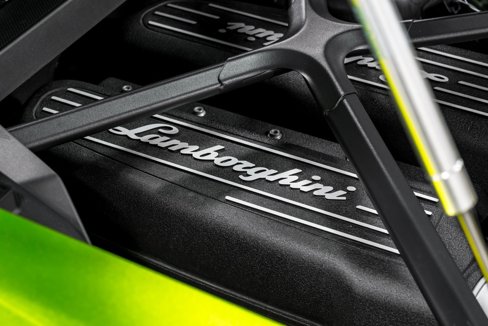 Used 2023 Lamborghini Huracan EVO image 56