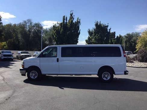 Used 2020 Chevrolet Express 3500 LT w/ LT Preferred Equipment Group image 7