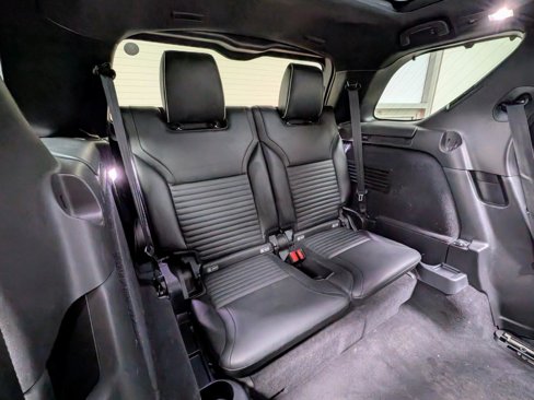 Used 2019 Land Rover Discovery HSE Luxury image 27