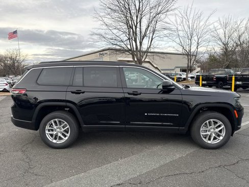 New 2025 Jeep Grand Cherokee L Laredo w/ Luxury Tech Group I image 8