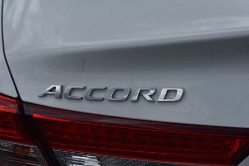 Used 2019 Honda Accord LX image 6