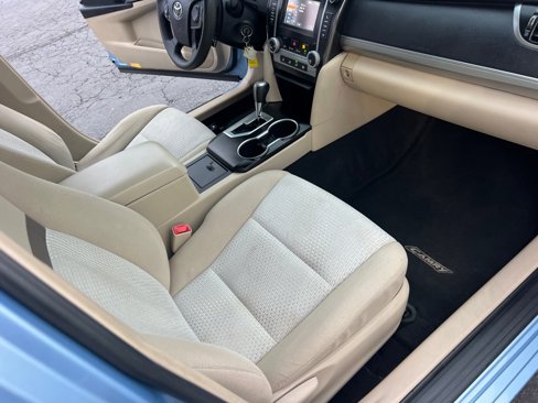 Used 2012 Toyota Camry LE image 20